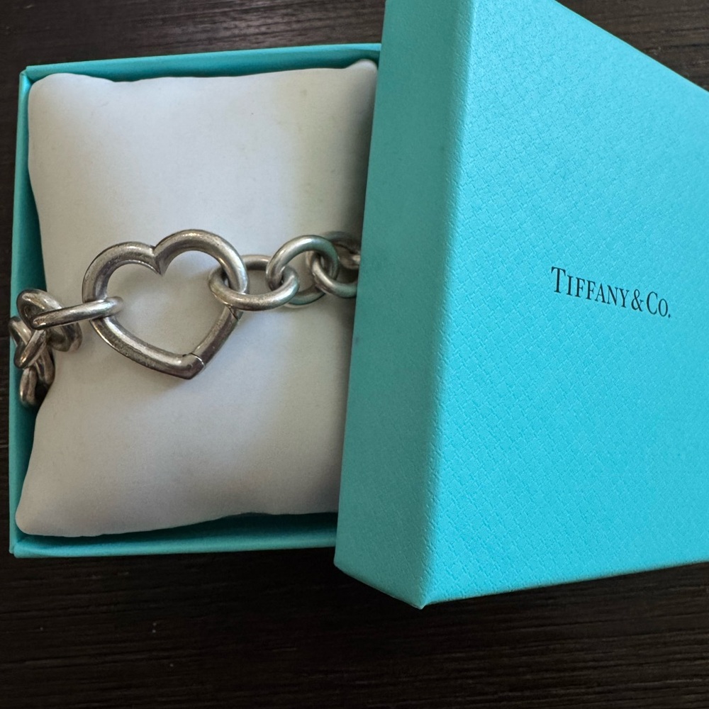 Tiffany & Co. Silver Heart Chain Bracelet